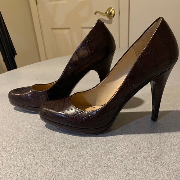 Nine West Brown Croc Print Leather Platform Pumps sz 8.5 M - Picture 4 of 7